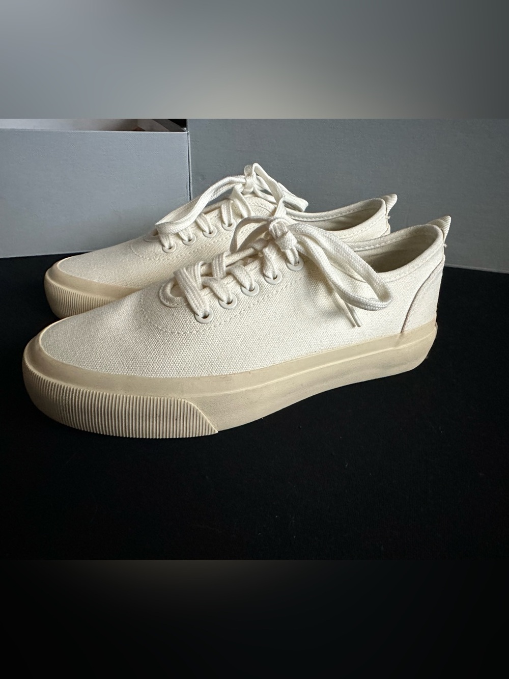 Everlane Low-Top forever sneakers Canvas Sneakers in Natural Cream/  white 5.5 - Picture 3 of 12